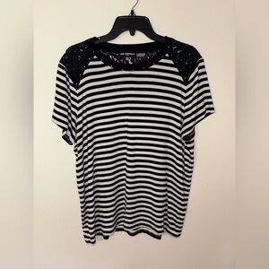 Karl Lagerfeld Lace Trim Top Size Women’s XL